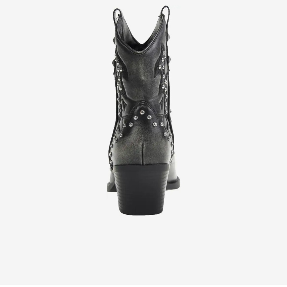 Dirty Laundry Nowhere Black Studded Ankle Boots Size 9 1/2 - Picture 6 of 11